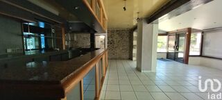  Immeuble � vendre 328 m�