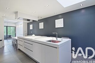  Villa � vendre 8 pi�ces 204 m�