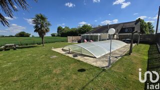  Maison  vendre 10 pices 370 m