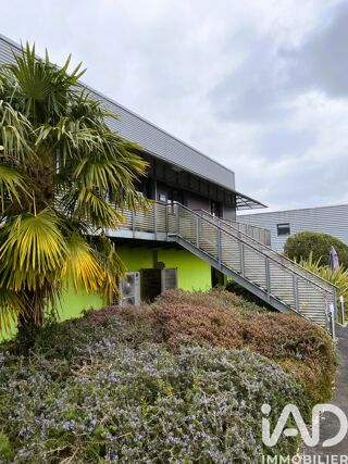  Immeuble � vendre 335 m�