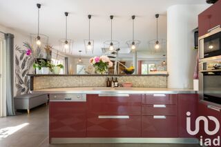  Maison  vendre 6 pices 290 m