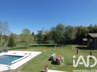  Maison � vendre 9 pi�ces 259 m�