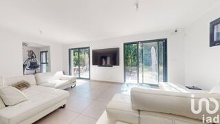  Maison  vendre 8 pices 201 m