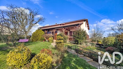   Vente Maison traditionnelle 5 pi�ces Maison - 5 pi�ce(s) - 157 m�