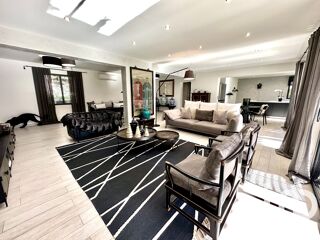  Maison � vendre 8 pi�ces 283 m�