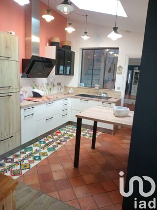  Maison  vendre 6 pices 164 m