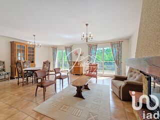  Maison  vendre 8 pices 166 m