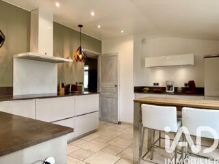  Maison � vendre 9 pi�ces 216 m�