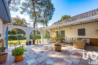  Villa  vendre 7 pices 208 m