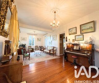  Maison � vendre 8 pi�ces 305 m�