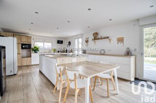  Maison � vendre 7 pi�ces 244 m�