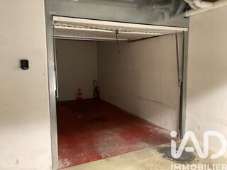  Parking / Garage � vendre 8 m�