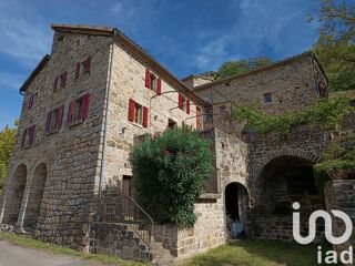  Maison � vendre 9 pi�ces 230 m�