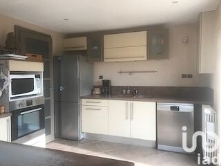  Maison  vendre 6 pices 165 m