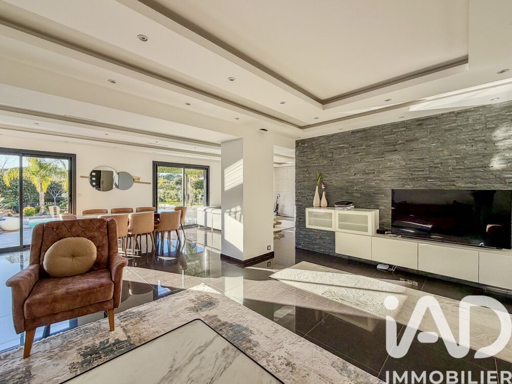 � vendre  Maison Roquebrune-sur-Argens (83520)