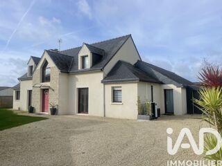  Maison  vendre 8 pices 260 m