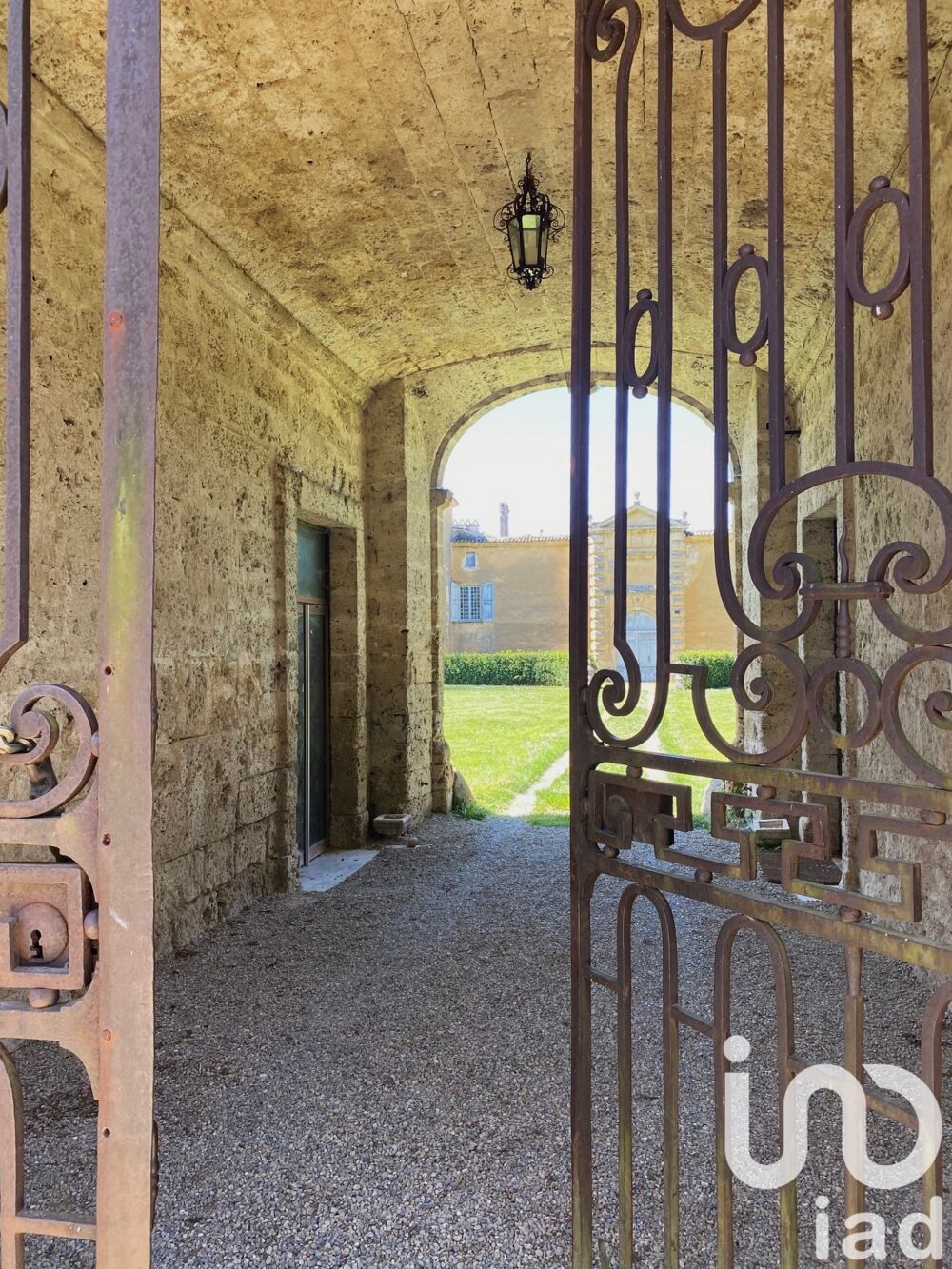 � vendre  Propri�t�/ch�teau Chabeuil (26120)