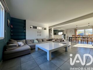  Maison  vendre 7 pices 217 m