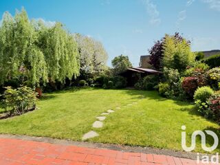  Villa  vendre 12 pices 237 m