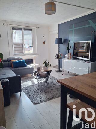  Immeuble � vendre 210 m�