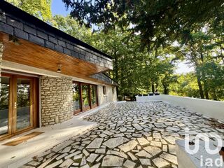  Villa � vendre 9 pi�ces 220 m�