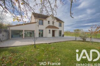  Villa  vendre 5 pices 230 m