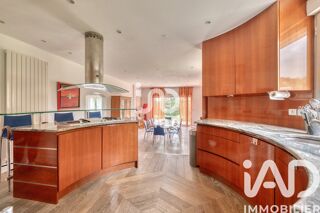  Maison  vendre 8 pices 275 m