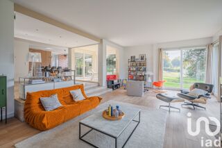  Villa � vendre 5 pi�ces 196 m�