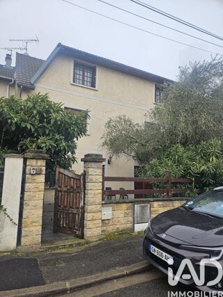  Maison � vendre 10 pi�ces 185 m�