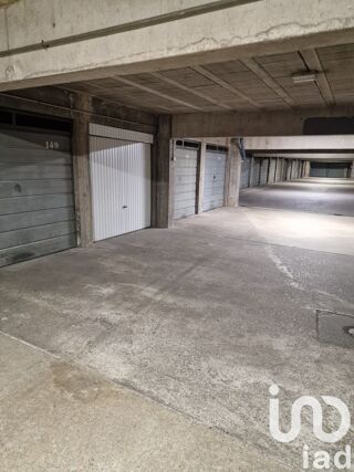  Parking / Garage  vendre 15 m