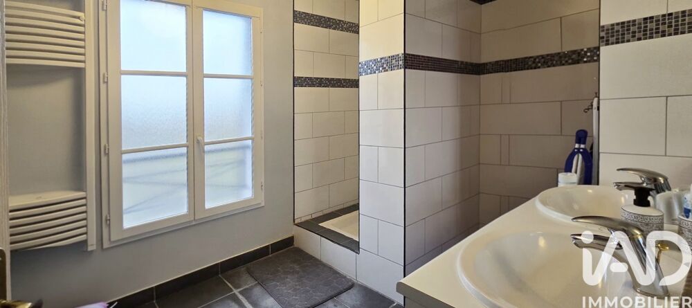 � vendre  Maison Magny-le-Hongre (77700)