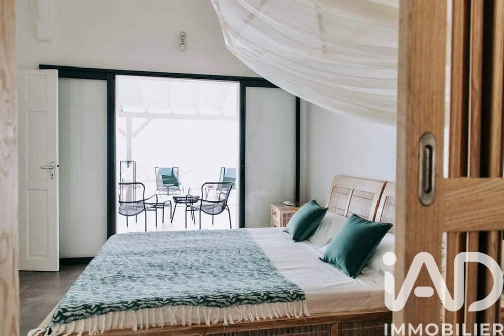 � vendre  Villa Bouillante (97125)