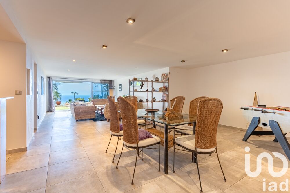 � vendre  Maison L' �tang-Sal� (97427)