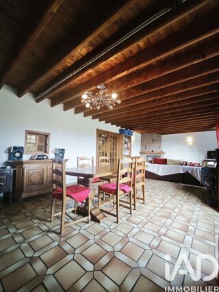  Maison � vendre 8 pi�ces 217 m�