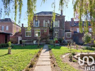  Maison  vendre 8 pices 303 m
