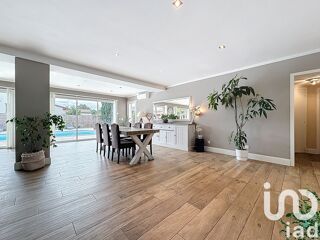  Maison  vendre 9 pices 170 m