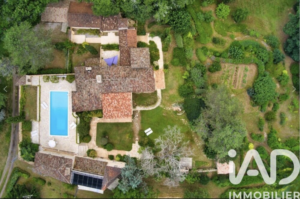 � vendre  Maison Mazeyrolles (24550)