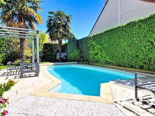  Maison � vendre 9 pi�ces 198 m�