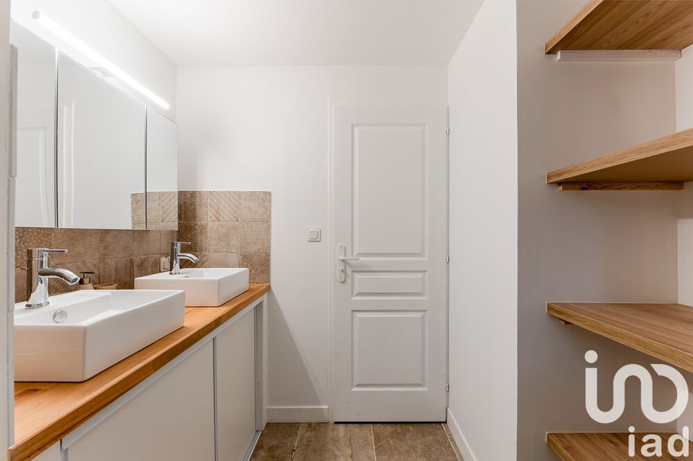 � vendre  Maison Dommartin (69380)