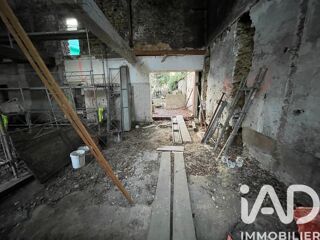  Immeuble � vendre 331 m�