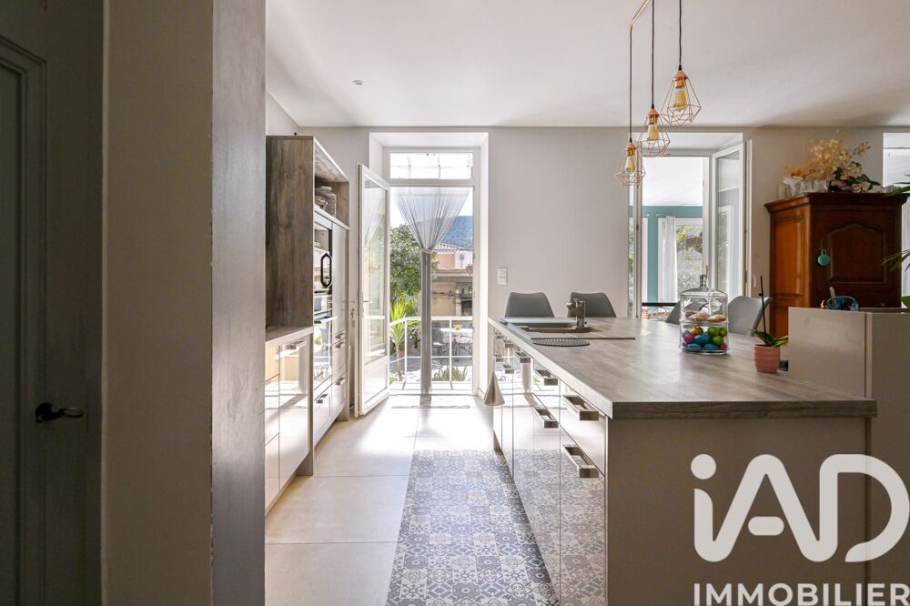 � vendre  Maison Saint-Zacharie (83640)