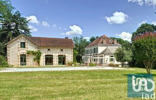  Maison  vendre 15 + pices 645 m