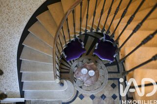  Maison � vendre 10 pi�ces 309 m�