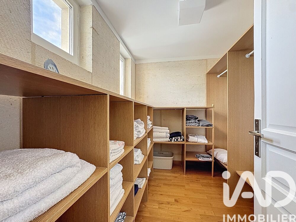 � vendre  Villa Caux (34720)