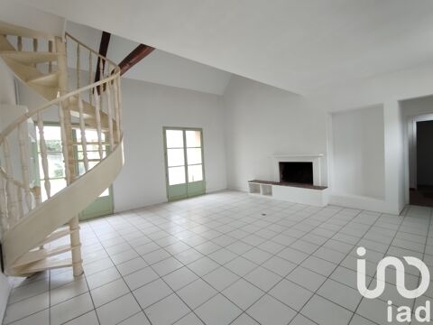   Vente Maison/villa 6 pices Maison - 6 pice(s) - 135 m