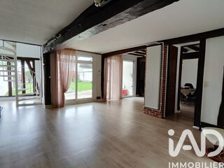 Maison - 12 pi�ce(s) - 445 m�