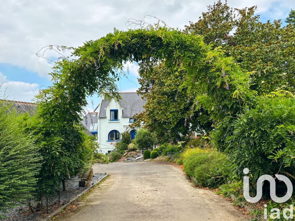 � vendre  Maison Saint-Hernin (29270)