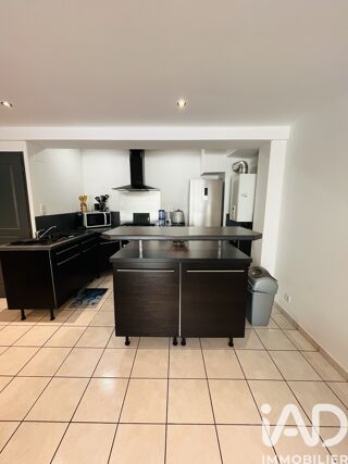  Appartement  vendre 4 pices 79 m