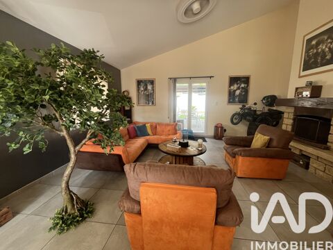   Vente Maison traditionnelle 6 pi�ces Maison - 6 pi�ce(s) - 152 m�