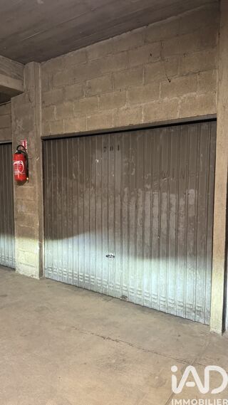  Parking / Garage  vendre 14 m